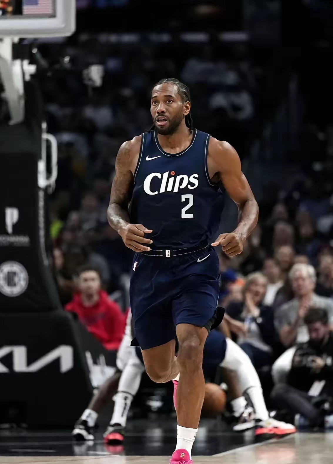 弗兰克：孙兴慜明天会首发并担任队长，在韩国球迷面前告别（弗兰克：孙兴慜明日将首发并戴队长袖标，向韩国球迷告别）