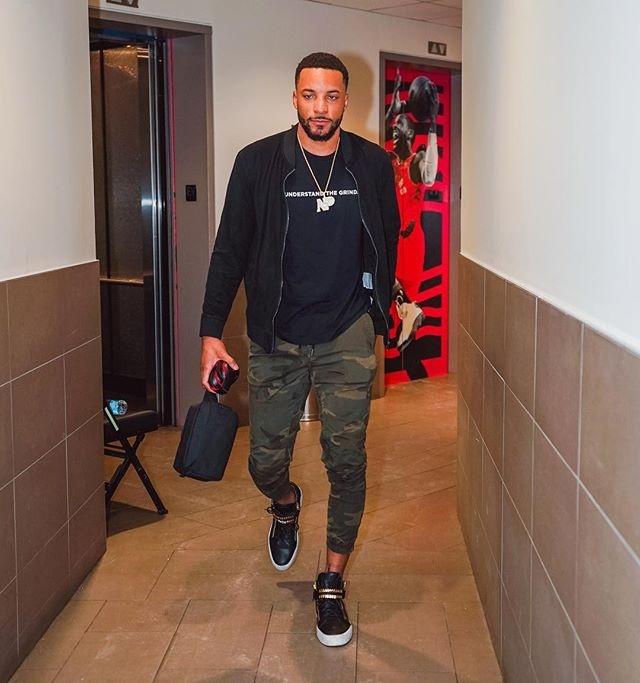 马雷斯卡：后面两轮需全胜才能确保前八，弗法纳眼睛伤的很重（马雷斯卡：收官两战必须全取三分方能稳进前八，弗法纳眼伤情况严峻）