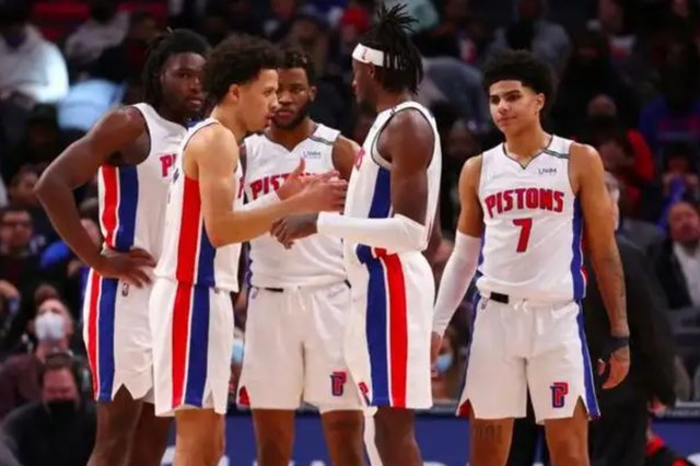 曼奇尼：我喜欢冲入对方禁区参与进攻；希望弗格森找到转折点（曼奇尼：偏爱杀入禁区参与进攻，盼弗格森迎来转机）