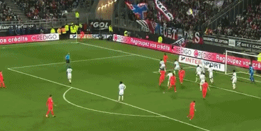 曼城斯特林梅开二度击败热刺