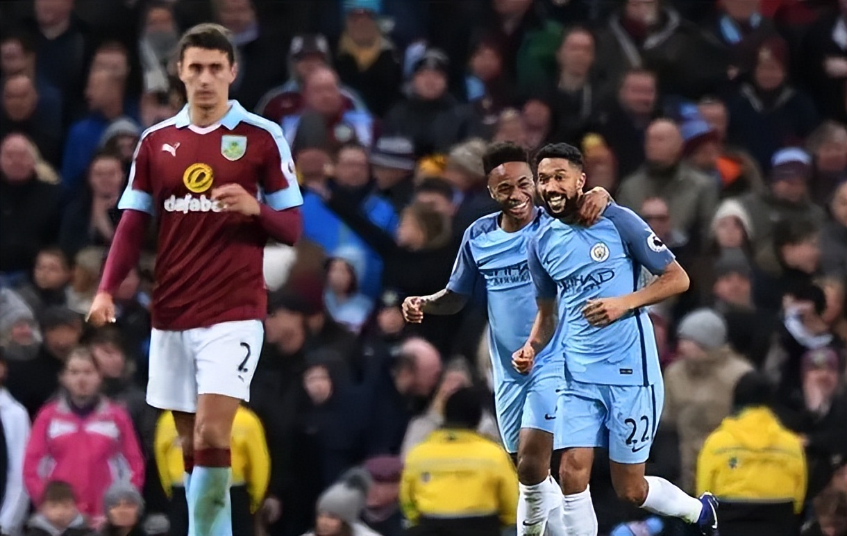 新疆95-96深圳遭3坏消息！外援配置糟糕，外线防守拉胯，欠缺领袖（新疆95-96憾负深圳，三大短板暴露：外援配置不佳、外线防守不给力、缺乏领袖）