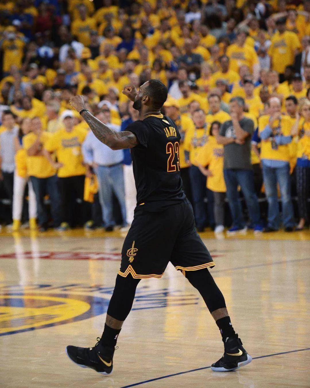 李霄鹏：希望球队能发挥出应有水平，明天奉献一场精彩的比赛（李霄鹏：盼球队打出应有水准，明日献上精彩一战）