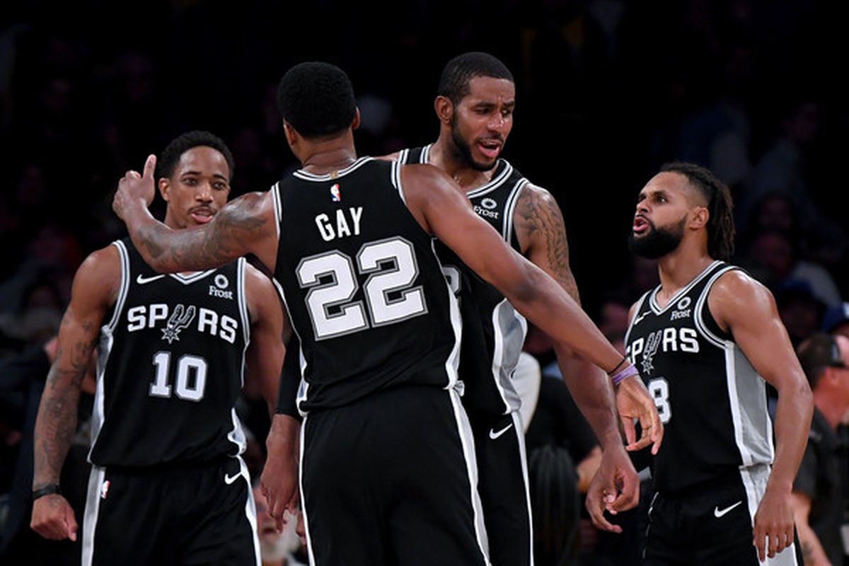 美因茨vs门兴格拉德巴赫：李在城、阿米里首发，雷纳、尼科-埃尔维迪出战（美因茨对阵门兴：李在城、阿米里先发，雷纳与尼科-埃尔维迪登场）