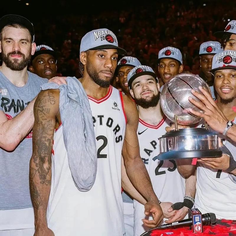 内马尔没来，苏亚雷斯要走？只剩下梅西！MSN重组失败！（内马尔缺席，苏亚雷斯或离队？只剩梅西，MSN重组无望！）