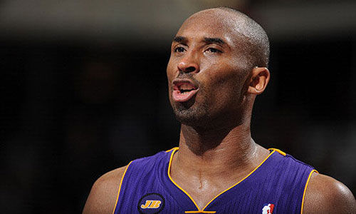 半场：勒沃库森3-0狼堡，蒂尔曼传射，霍夫曼、塔普索巴建功（半场战报：勒沃库森3-0狼堡，蒂尔曼一传一射，霍夫曼、塔普索巴破门）