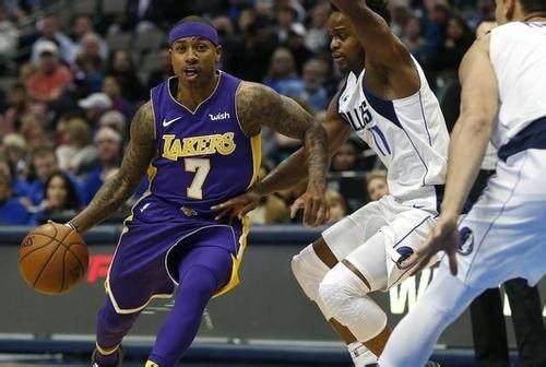 费兰·托雷斯戴帽斩获赛季11球，超越莱万距离姆巴佩5球（费兰·托雷斯上演帽子戏法收获赛季第11球，超越莱万仍落后姆巴佩5球）