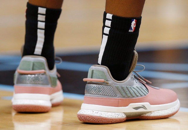 林良铭庆祝足协杯夺冠：冠军终归北京，国安是冠军！（林良铭欢庆足协杯封王：荣耀归京，国安登顶）