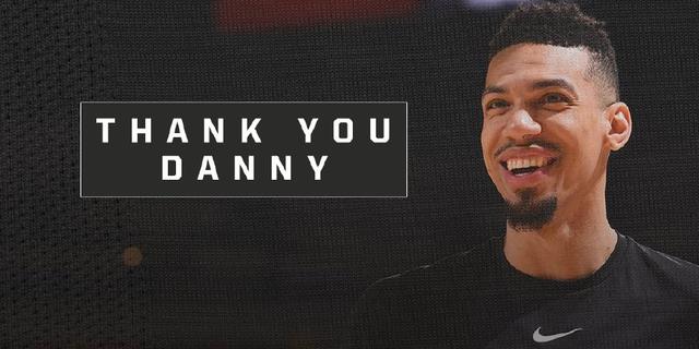 国乒8-1轻取日本队，豪夺混团世界杯三连冠（国乒8-1完胜日本，强势加冕混团世界杯三连冠）